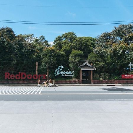 Reddoorz Premium @ Ouan'S The Farm Resort Lucena Exterior photo