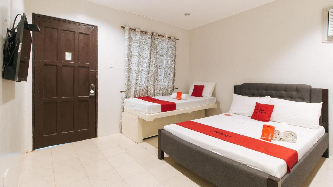 Reddoorz Premium @ Ouan'S The Farm Resort Lucena Exterior photo