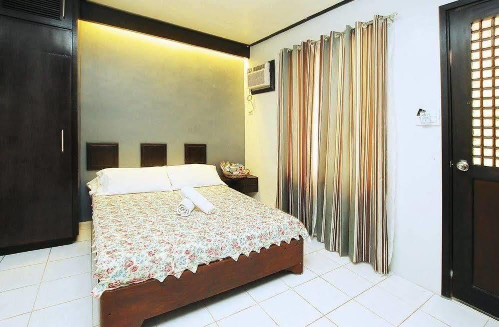 Reddoorz Premium @ Ouan'S The Farm Resort Lucena Exterior photo